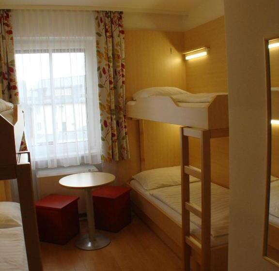 스탠다드 트리플 룸, Jugendgästehaus St. Gilgen