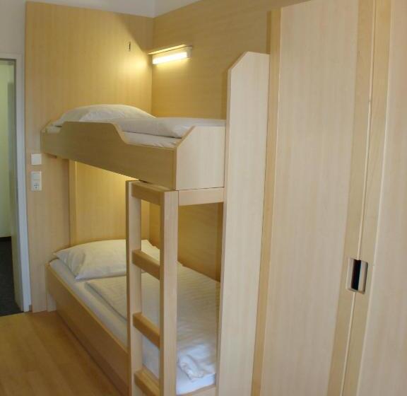 スタンダードトリプルルーム, Jugendgästehaus St. Gilgen