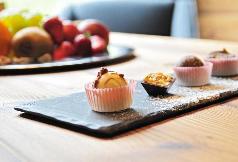 סוויטה דלוקס, Restaurant Kirchsteiger