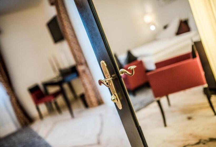 סוויטה דלוקס, Restaurant Kirchsteiger