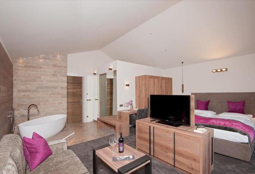 סוויטה דלוקס, Restaurant Kirchsteiger