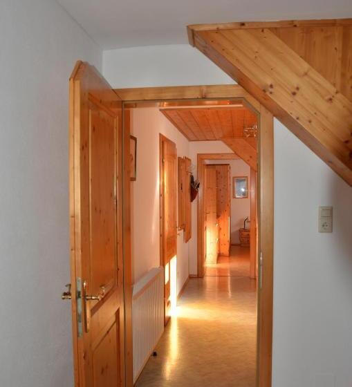 آپارتمان 2 خوابه, Rauterhof