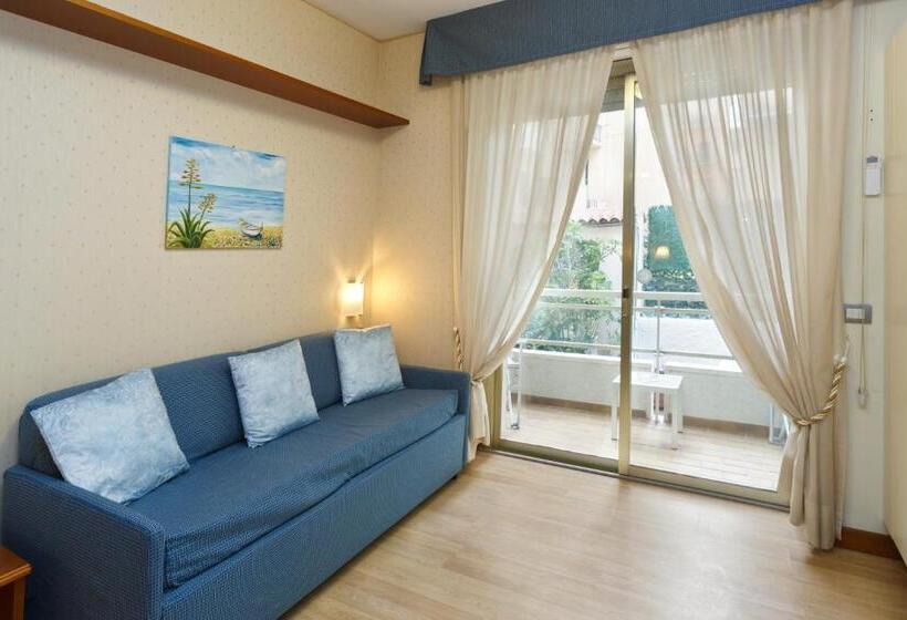 스탠다드 스튜디오, Residence Dei Due Porti