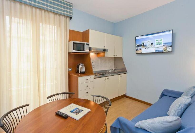 استودیوی لوکس, Residence Dei Due Porti
