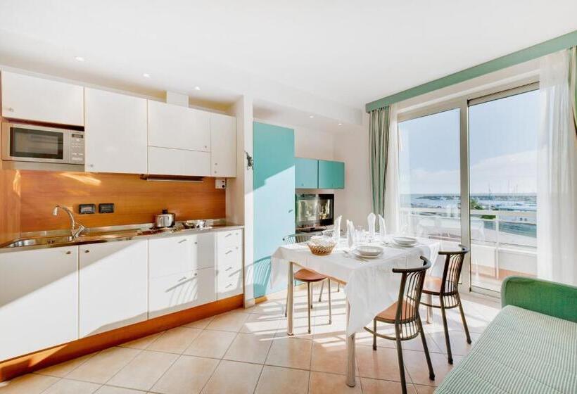 침실 2개 바다 전망 아파트, Residence Dei Due Porti