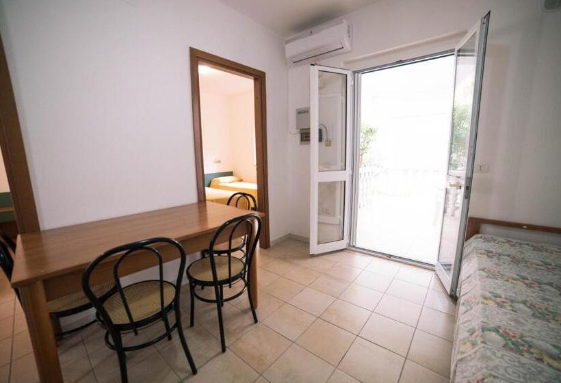 آپارتمان 2 خوابه, Residence Il Falco