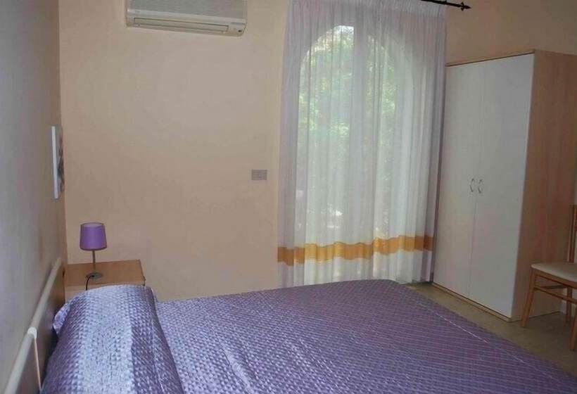 Quarto Estandar, Villa Archegeta