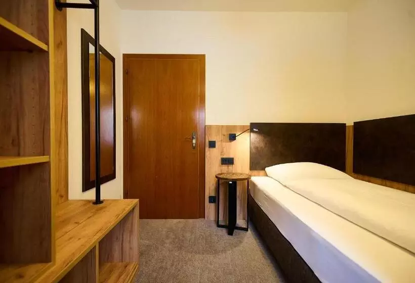スタンダードシングルルーム, Wallner   Hotel & Wirt