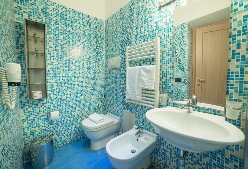 اتاق استاندارد یک نفره, B&b Chiaia 32