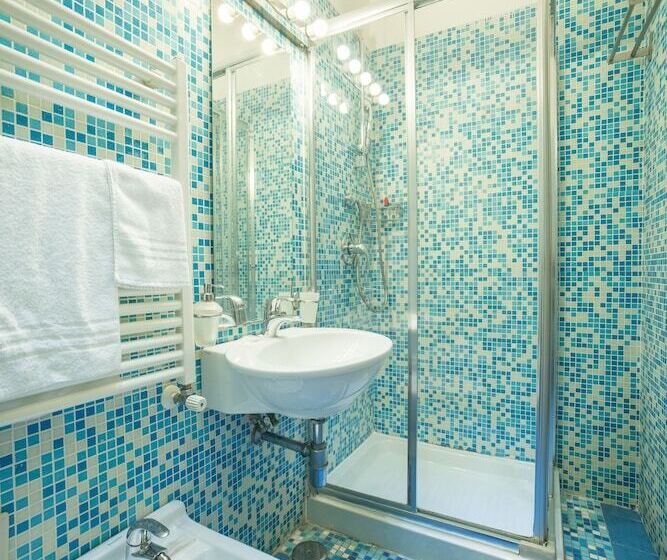 اتاق استاندارد یک نفره, B&b Chiaia 32