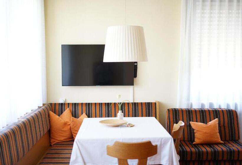 Студия Стандарт, Gartenresidence Zea Curtis