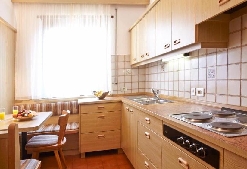 Апартаменты 1 Спальня с Террасой, Gartenresidence Zea Curtis