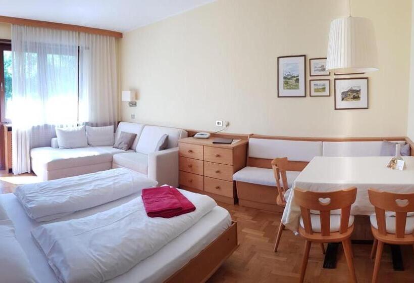 Апартаменты 1 Спальня с Террасой, Gartenresidence Zea Curtis