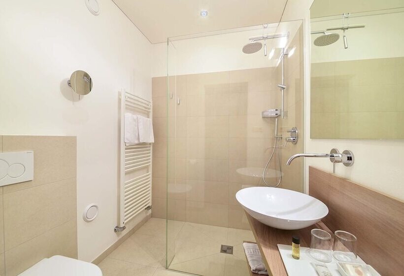 Студия Стандарт, Gartenresidence Zea Curtis