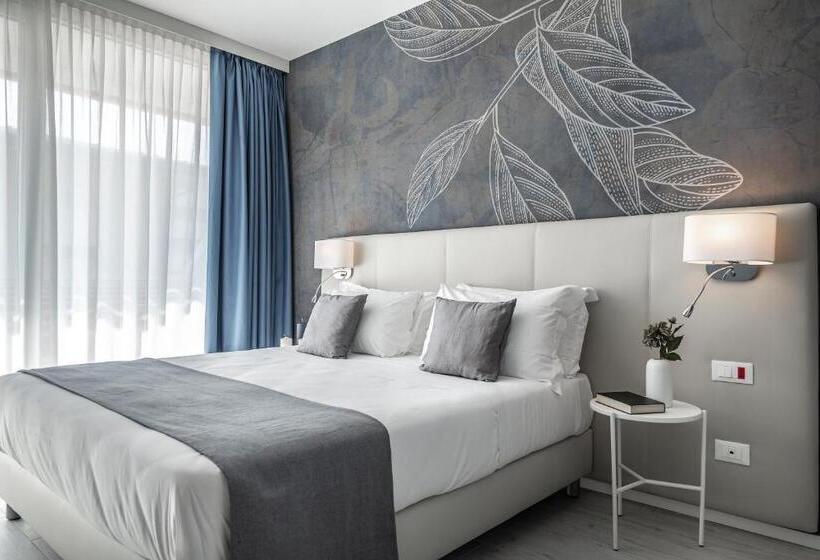 סוויטת ג'וניור, Amburgo