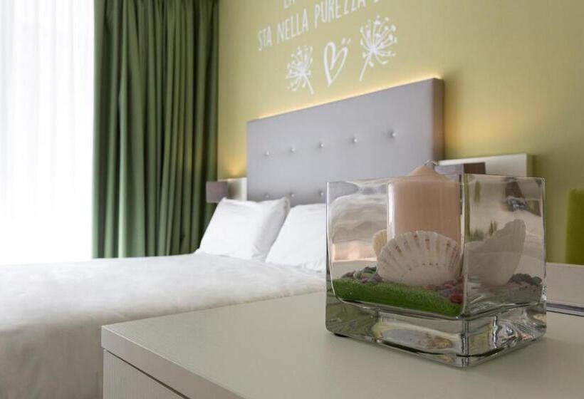 חדר קומפורט לשלושה, Amburgo