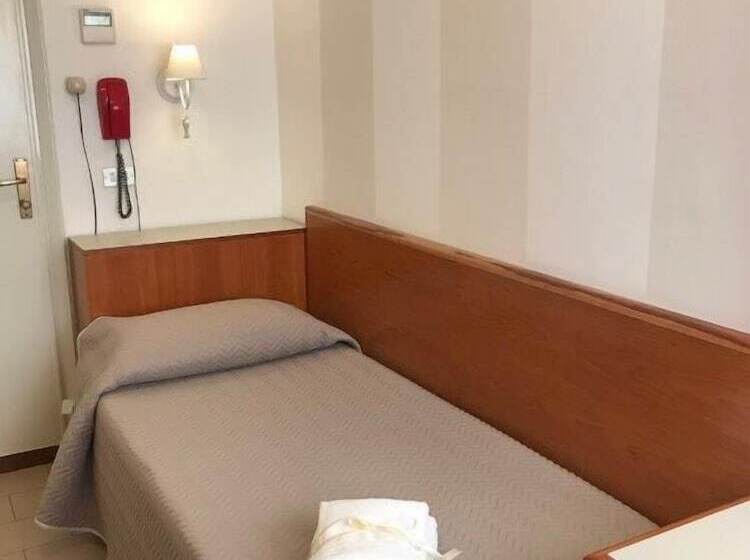 חדר סטנדרט יחיד, Brunella