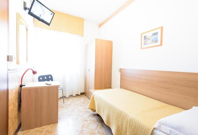 Standardeinzelzimmer, Doria