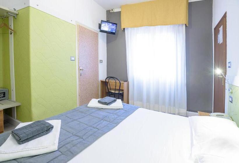 3-Bett-Standardzimmer, Doria