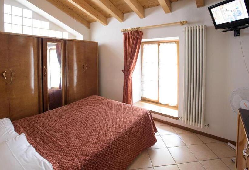 1 Schlafzimmer Apartment, Doria