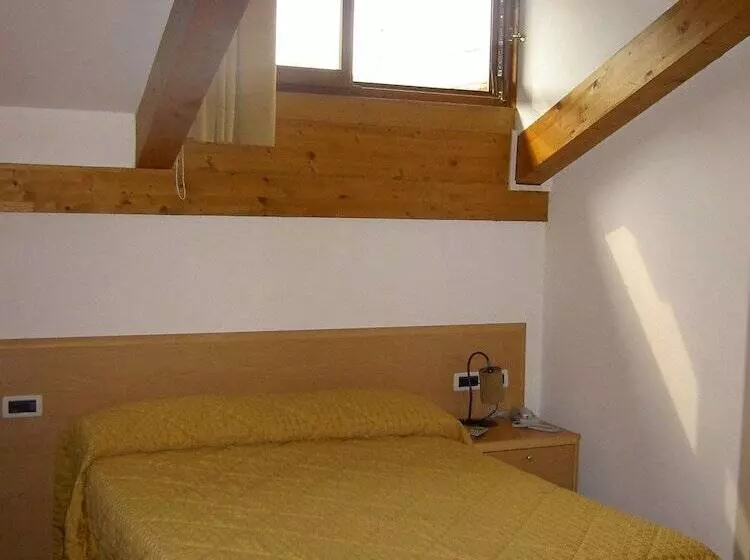 Pokój Comfort Jednoosobowy, Doria