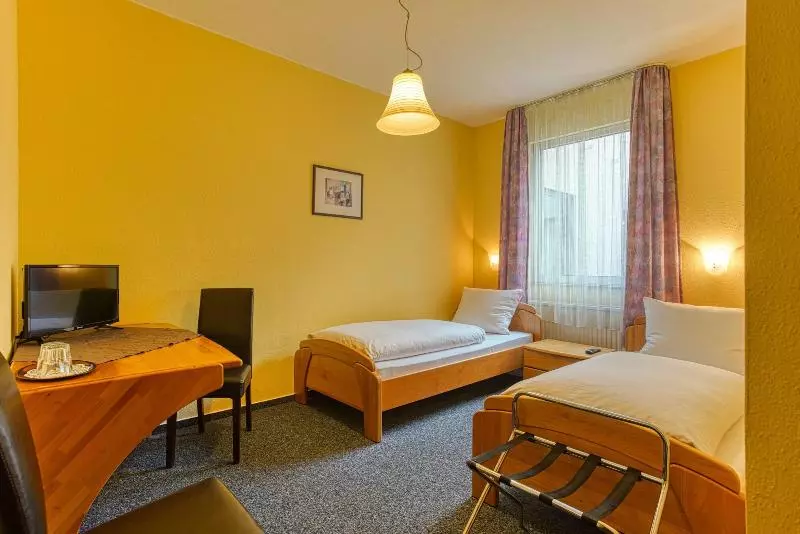 Standard-huone, Carlton