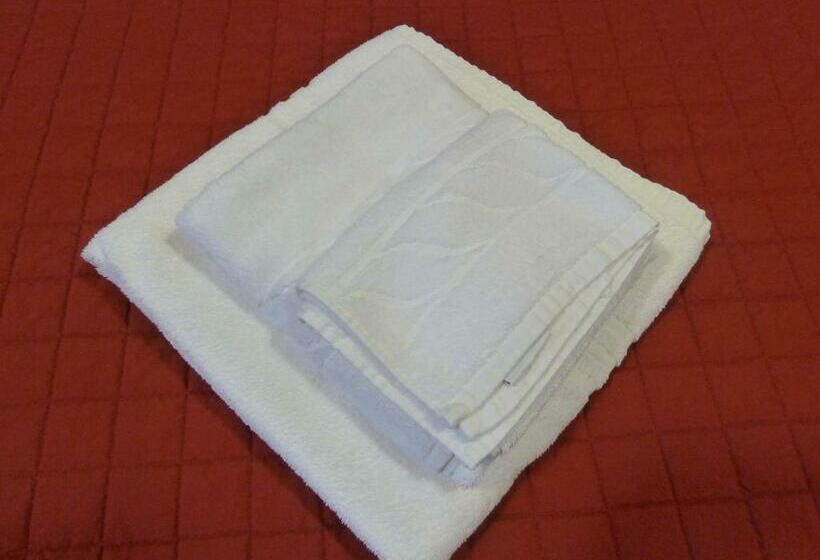 اتاق استاندارد یک نفره, Fiera