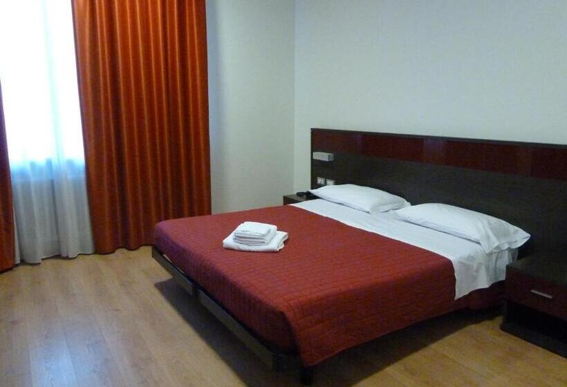 اتاق استاندارد, Fiera