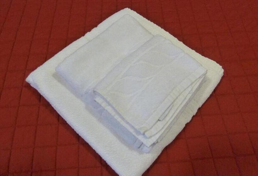 اتاق استاندارد سه نفره, Fiera