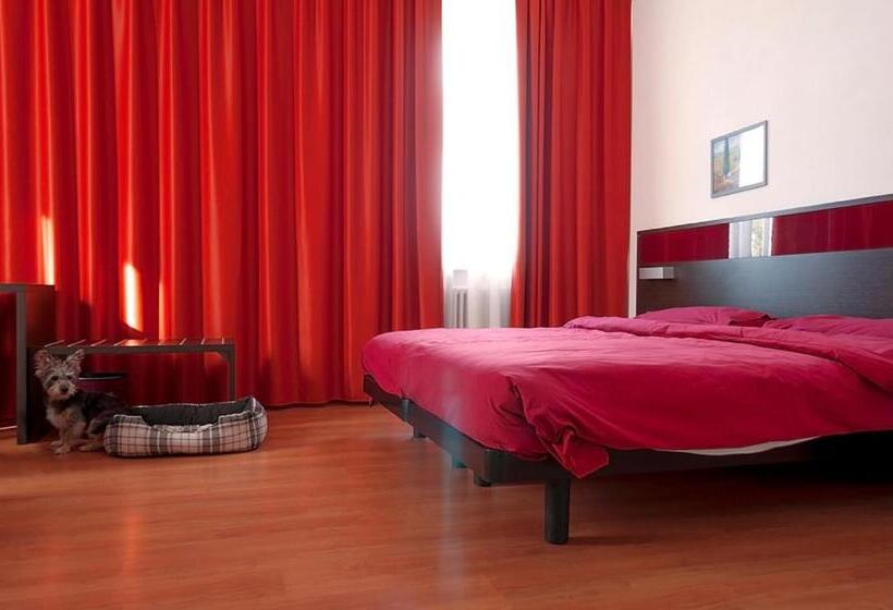 اتاق استاندارد سه نفره, Fiera