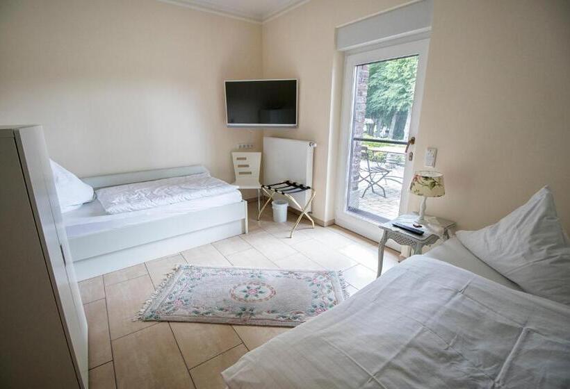 스탠다드 룸, Furstenberger Hof