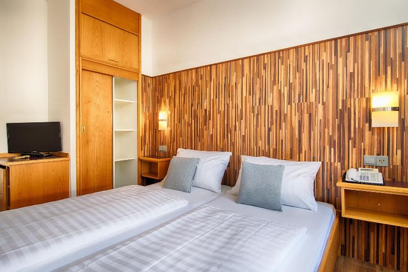 스탠다드 룸, Home