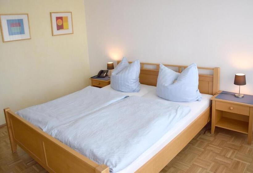 스탠다드 룸, Im Homburger Ländchen