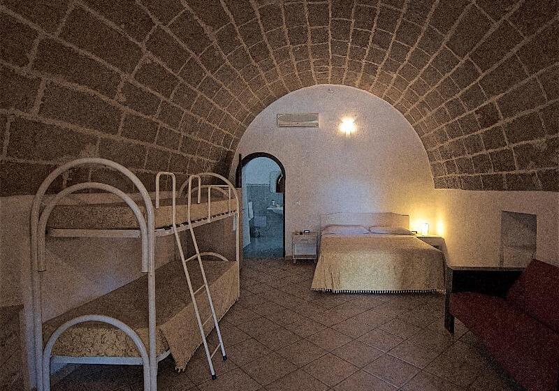 חדר סטנדרט לשלושה, Masseria Le Pajare