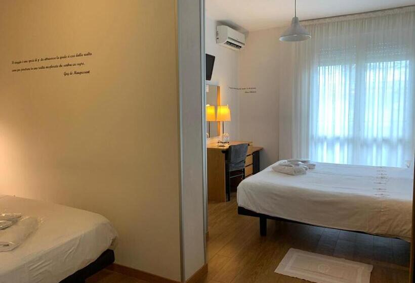 חדר משפחתי, Logonovo