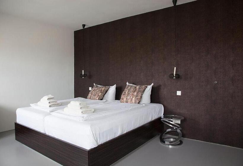 스탠다드 룸, Mons Am Goetheplatz