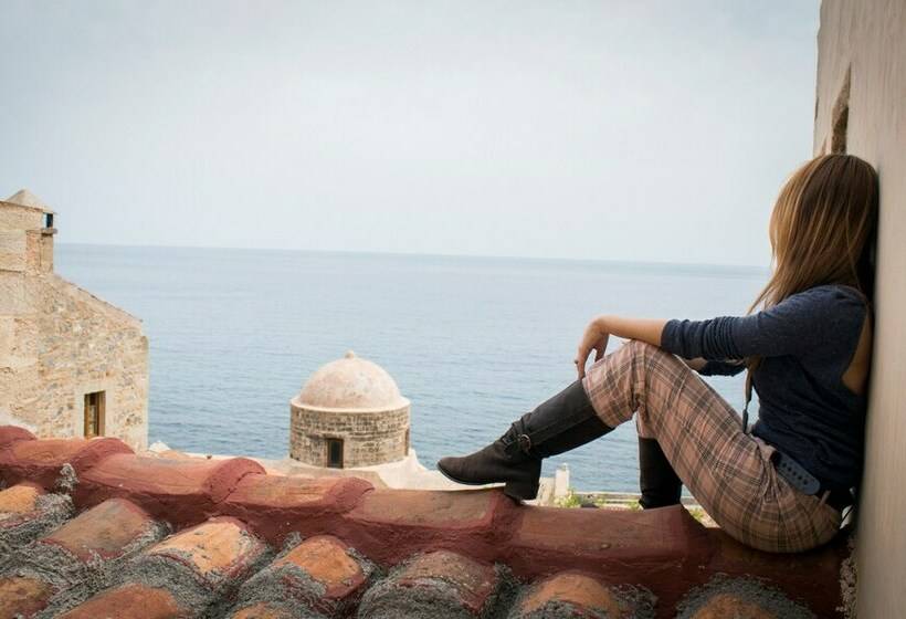 غرفة إقتصادية, Pablito House