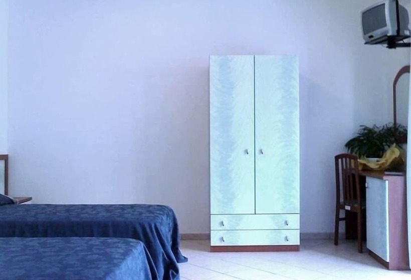 Номер Стандарт, Sea Garden