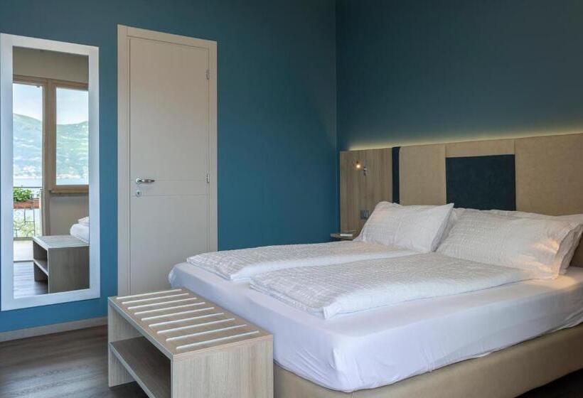 豪华湖景房, Veronesi