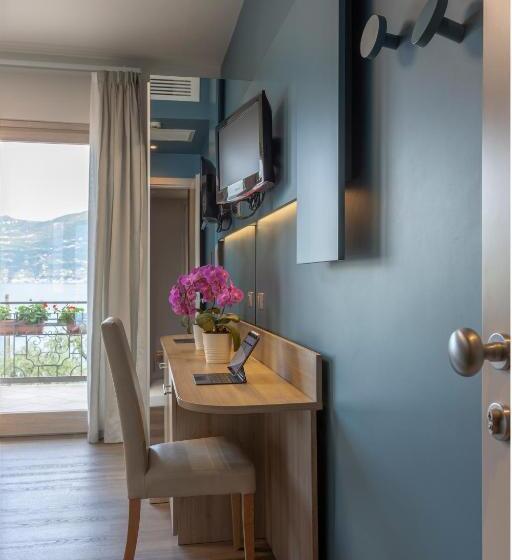 חדר דלוקס נוף לאגם, Veronesi