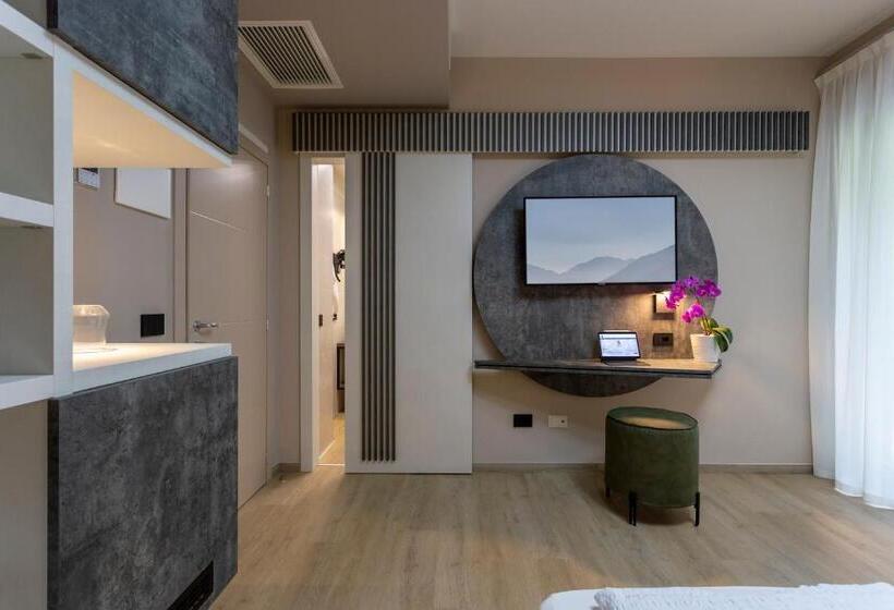 חדר סופריור עם נוף להרים, Veronesi