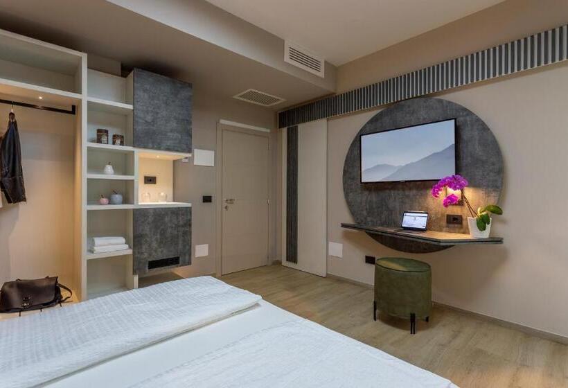 חדר סופריור עם נוף להרים, Veronesi