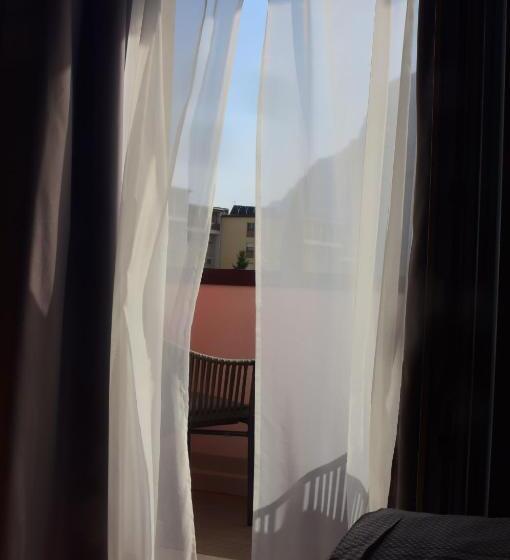 חדר סופריור, Virgilio