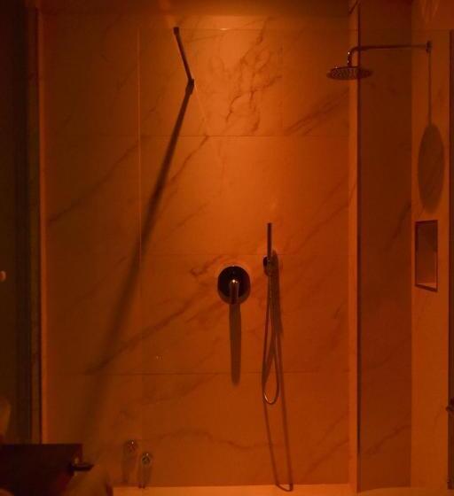 חדר סופריור, Virgilio