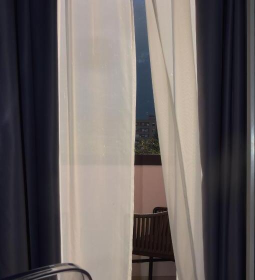 חדר אקונומי, Virgilio