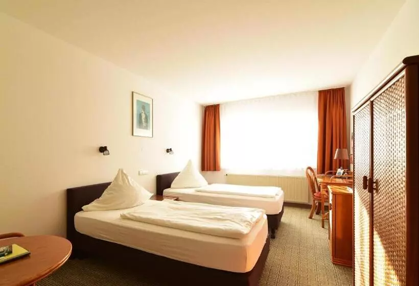スタンダードシングルルーム, Land Gut Hotel Schenkenberger Hof