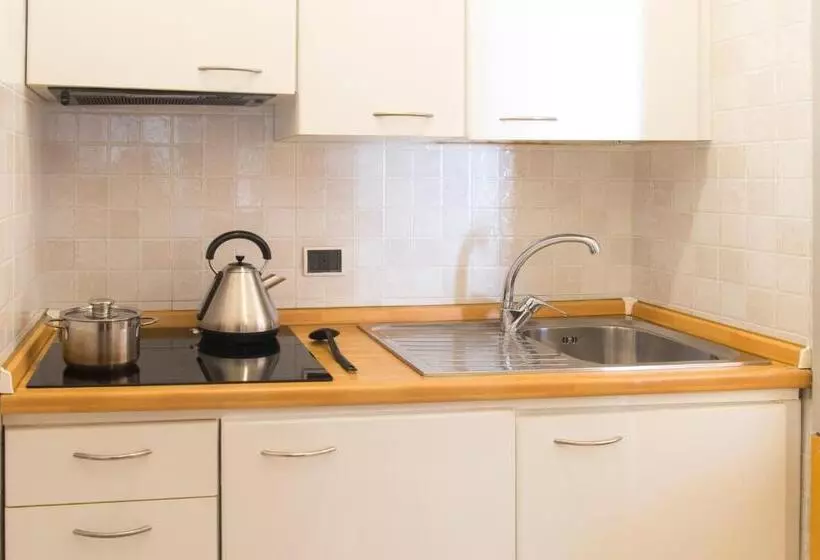 ２ベッドルームアパートメント, Residence Monica