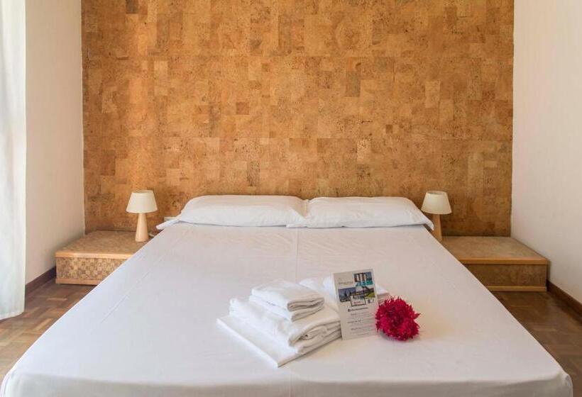 شقة غرفتين, Residence Monica