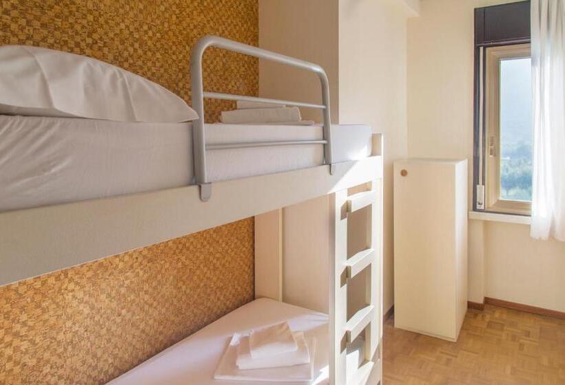 شقة غرفة واحدة, Residence Monica