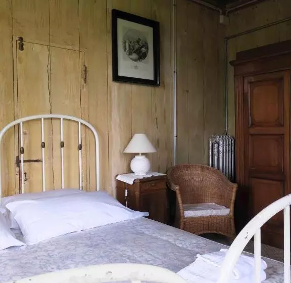 Suite with lake view, Villa Simplicitas